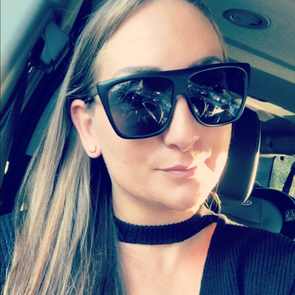 Meet your Posher, Sarah - Picture 2 of 4